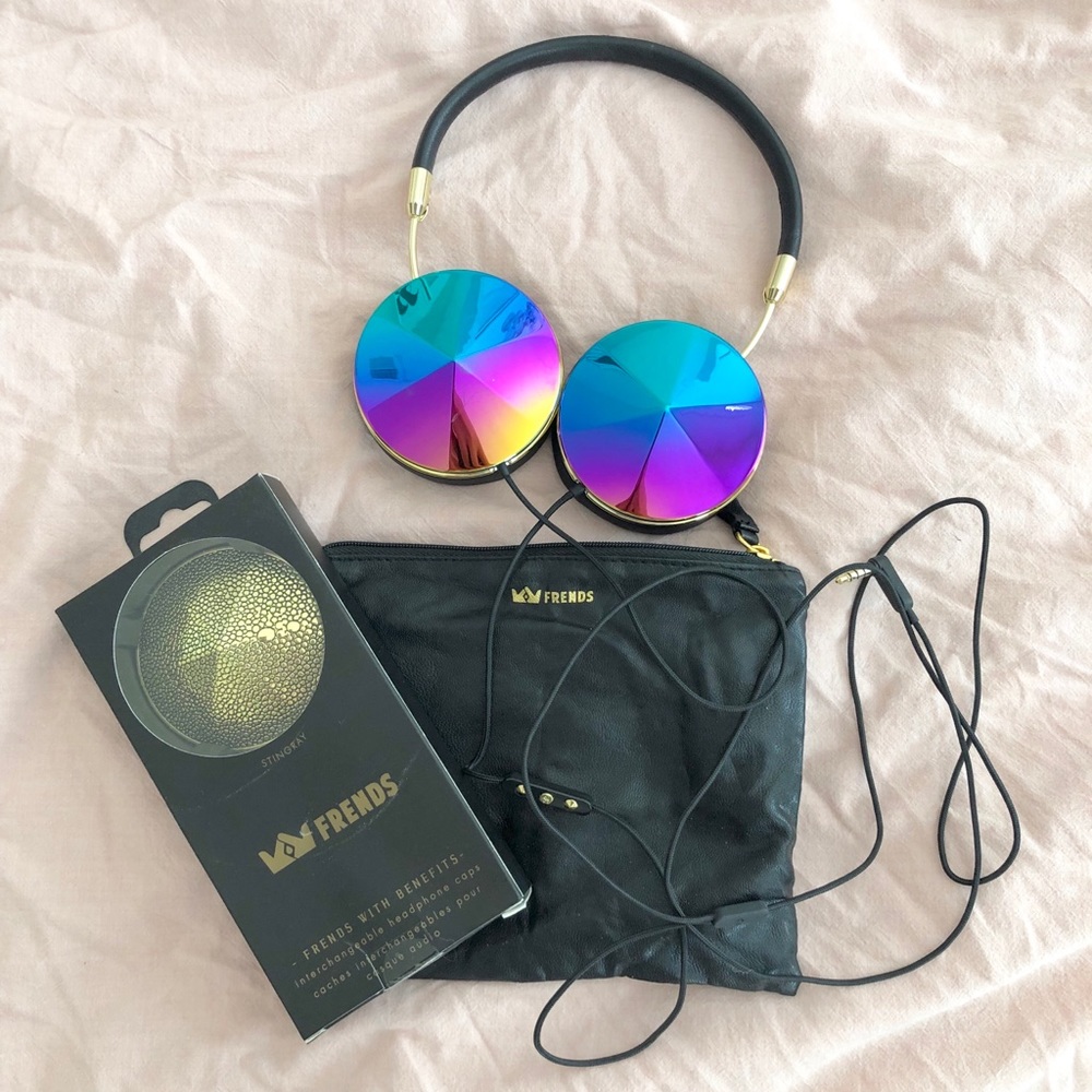 NEW FRENDS HEADPHONES